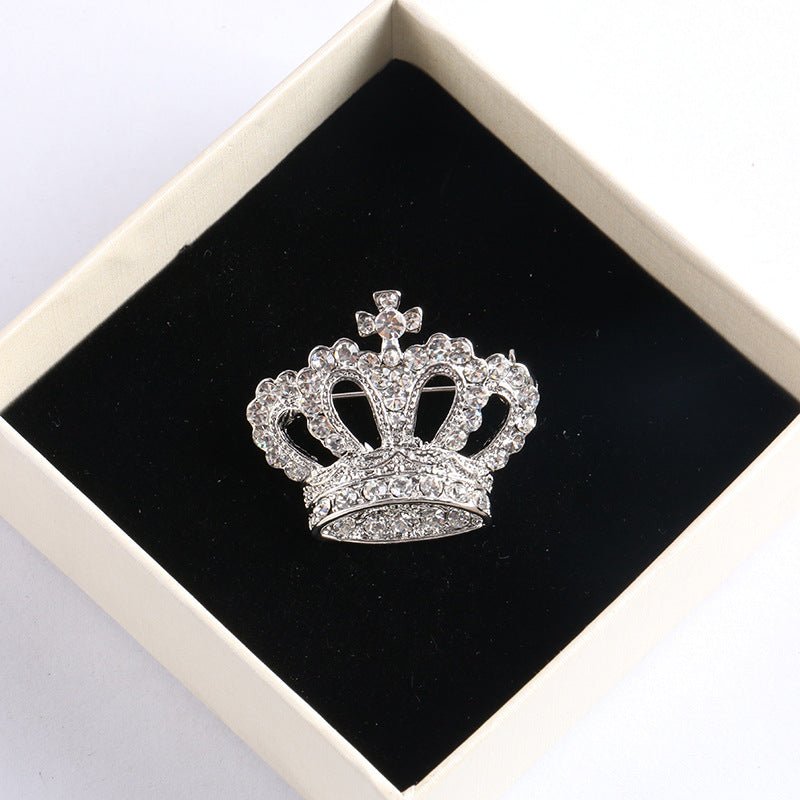 Diamond Crown Brooch - Broochs- 0 - Broochs -