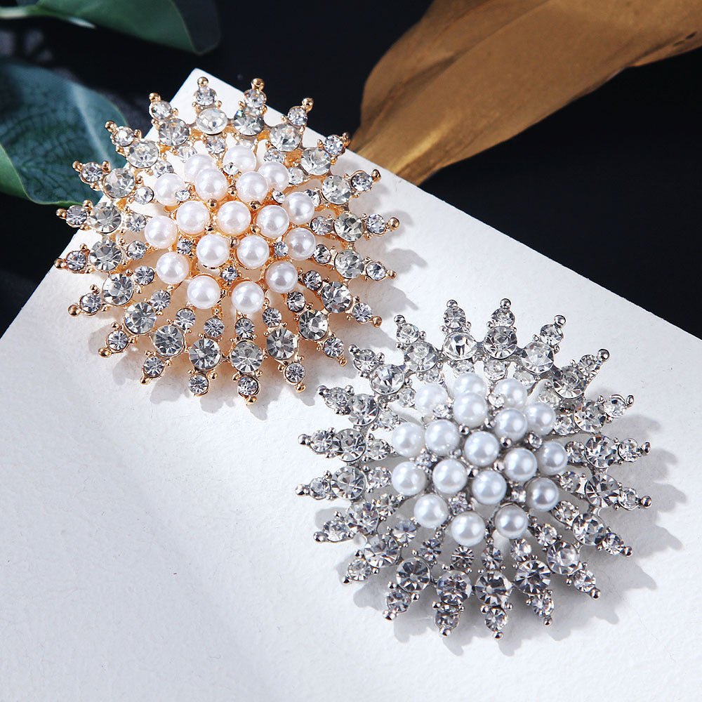 Pearl Brooches: Timeless Elegance for Every Occasion