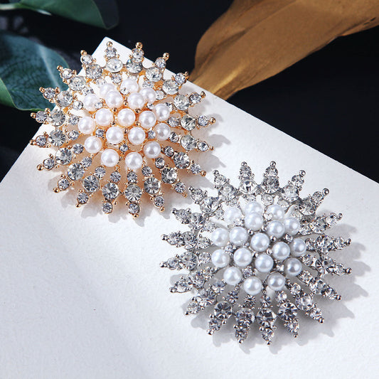 Pearl Brooches: Timeless Elegance for Every Occasion