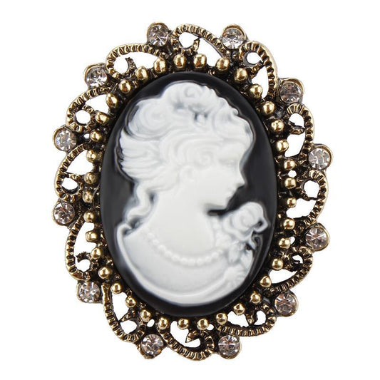 What to Do with Old Brooches : 25 Creative, Stylish, and Meaningful Ideas - Broochs