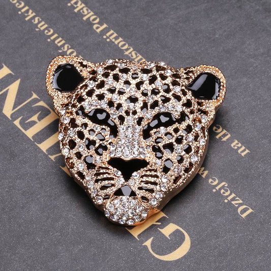 Vintage leopard head rhinestone brooch