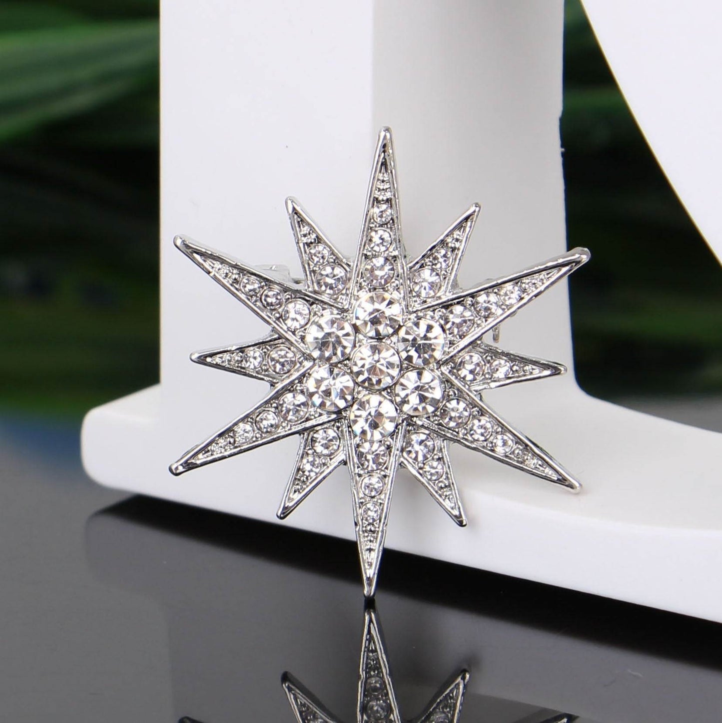 Diamond Fashion Cufflink Brooch Accessories - Broochs- Brooch - Broochs -