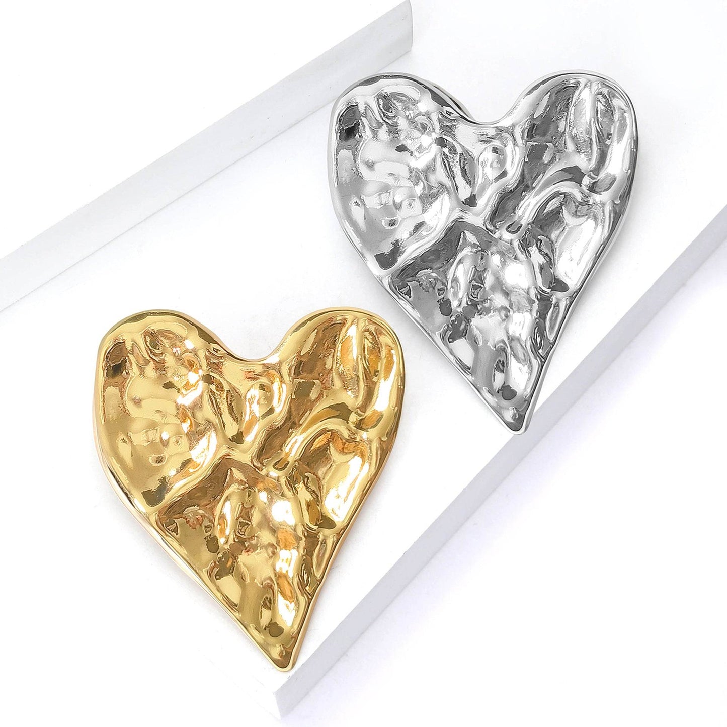 Glossy enamel heart brooch pin with polished finish