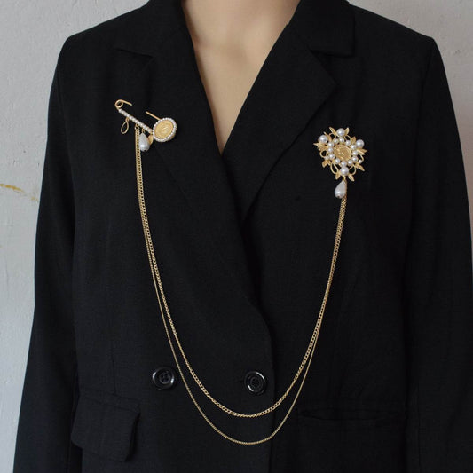 Vintage tassel chain brooch pin