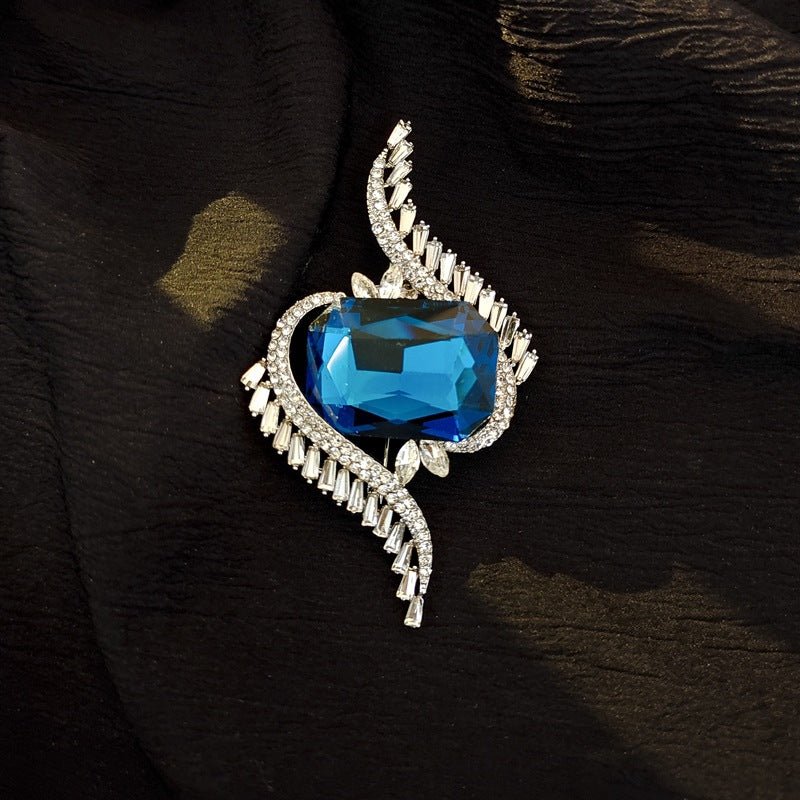 Flower Brooch Women Crystal Diamond Brooch Clothing Accessories - Broochs- Brooch - Broochs -