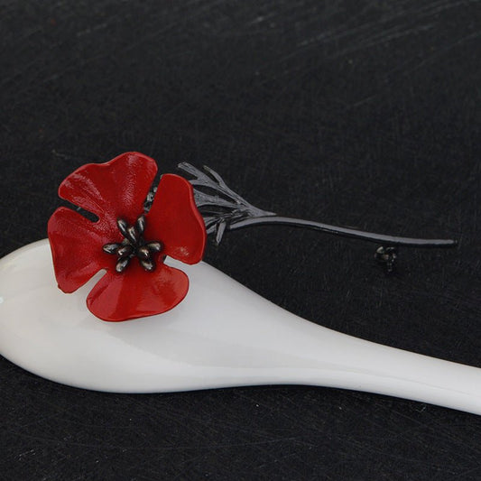 Red flower brooch - Broochs- Brooch - Broochs -